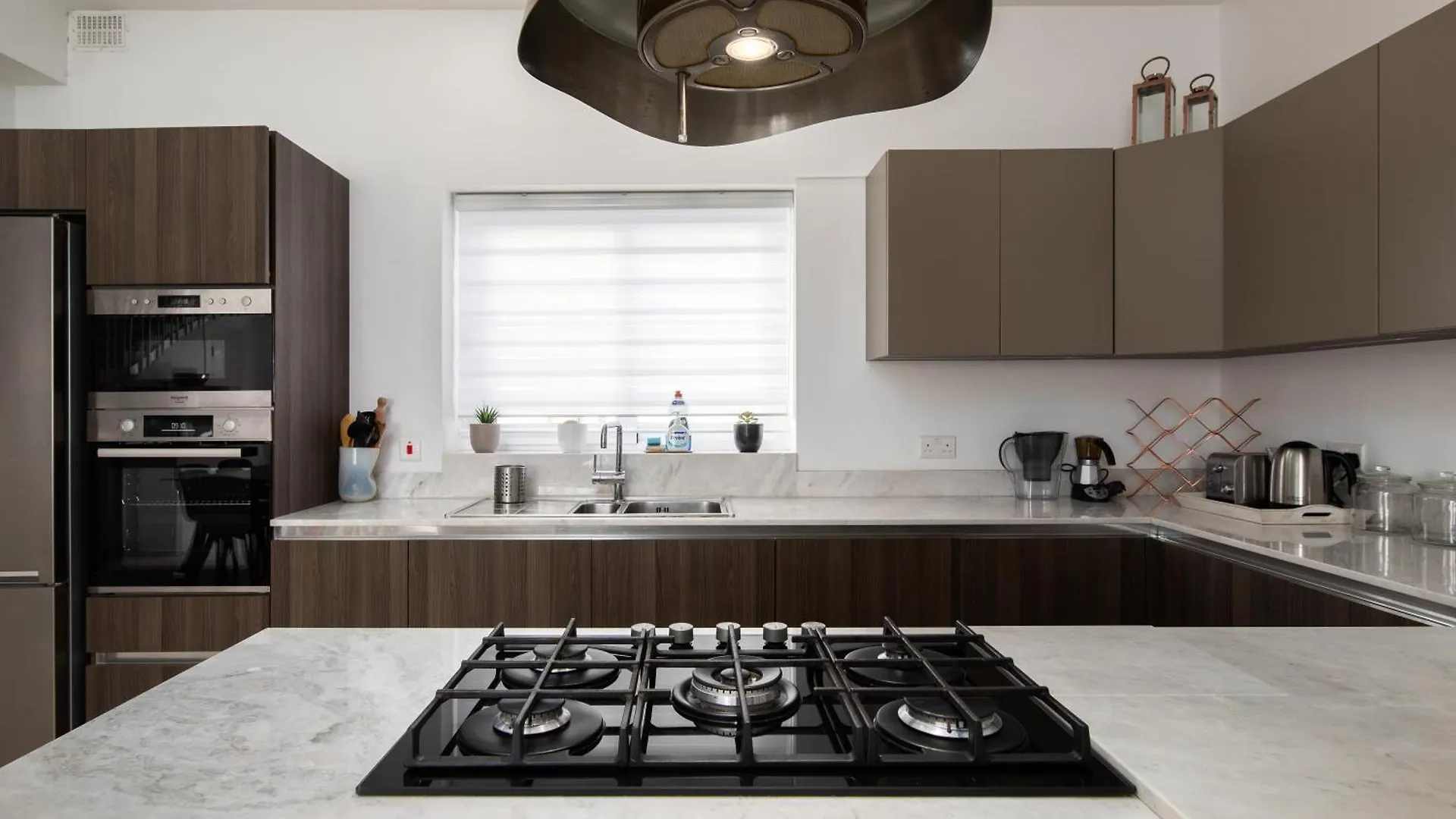 Family-Friendly Spacious Townhouse With Garden - Close To Airport Gudja
