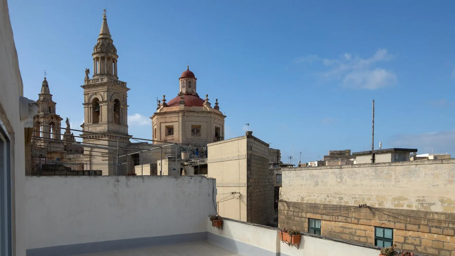 Apartament Family-Friendly Spacious Townhouse With Garden - Close To Airport Gudja
